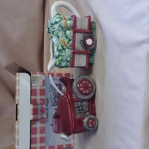 Cream And Sugar Set Farm